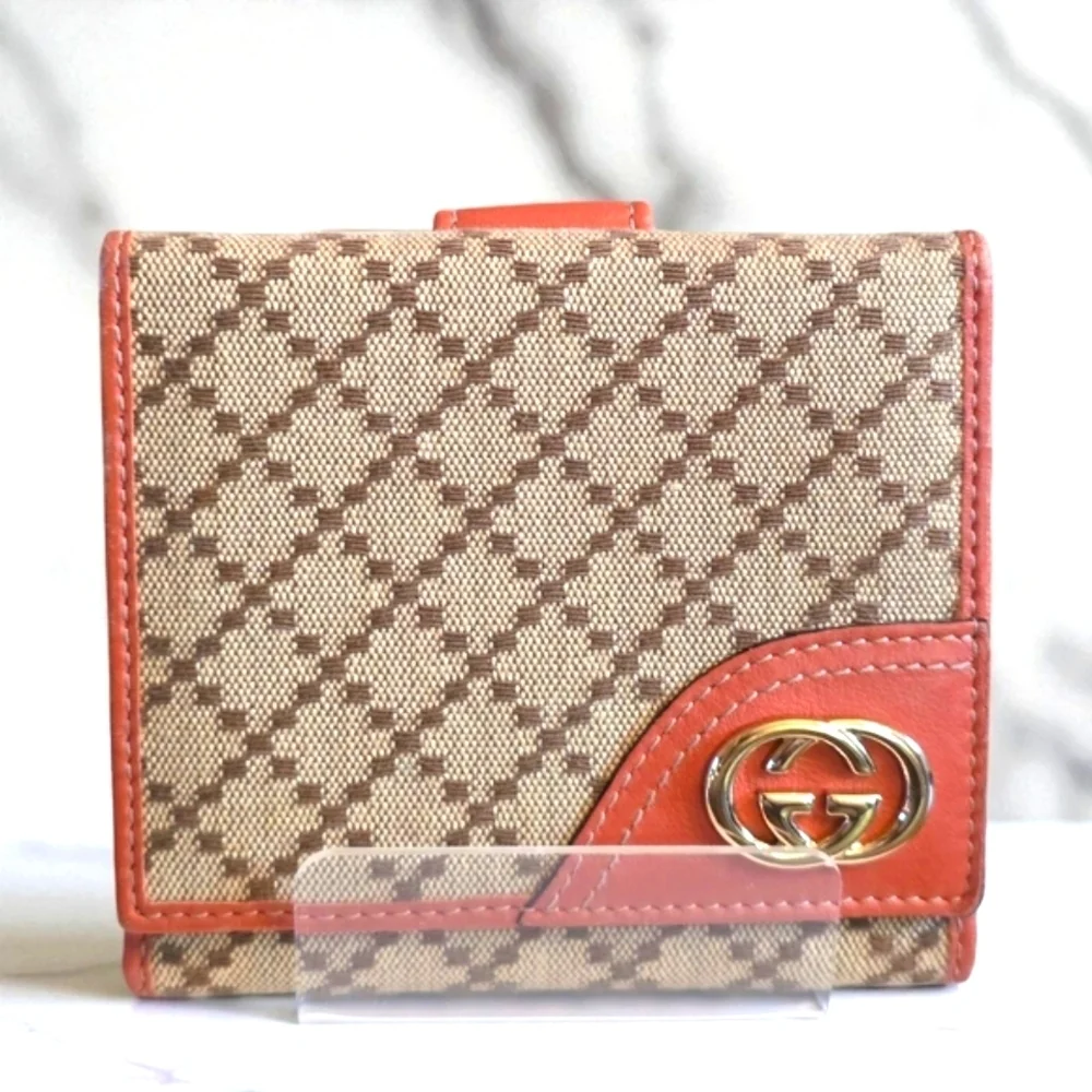 Vintage Gucci Diamante Canvas Bifold Wallet - Rust Leather Trim & GG Emblem - Picture 1 of 16
